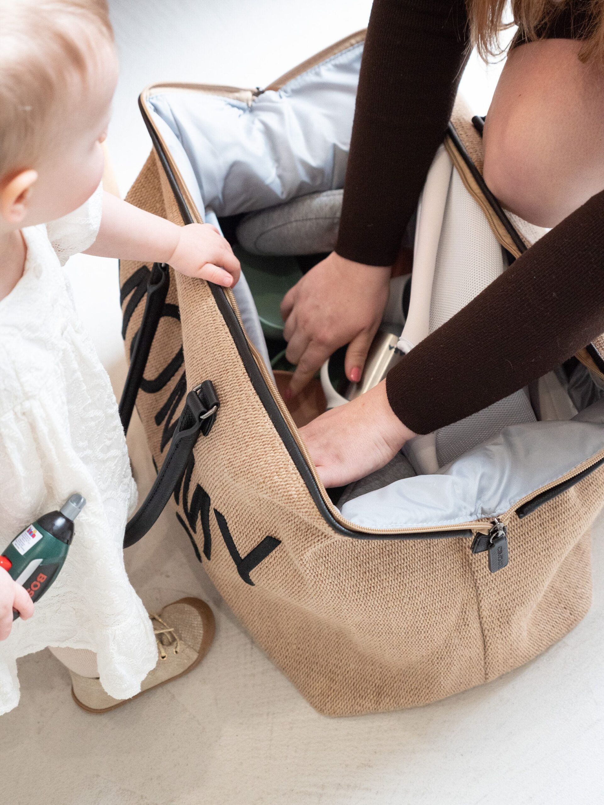 Borsa Fasciatoio per la Mamma Mommy Bag Raffia Childhome - immagine 9